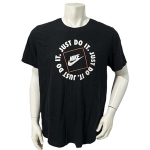 Nike Men’s Black White Box Logo Short Sleeve XL